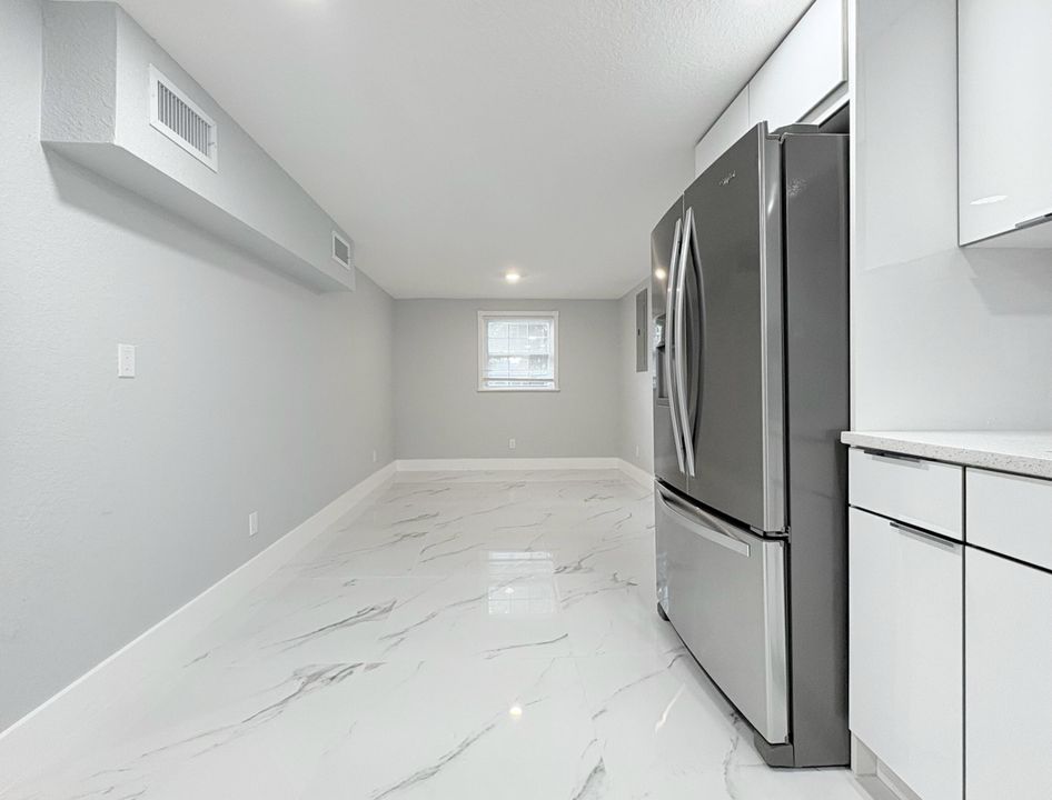 En Venta: $469,000 (3 camas, 2 baños, 1100 Pies cuadrados)