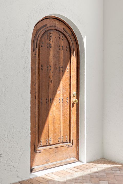 For Sale: $2,750,000 (3 beds, 3 baths, 2792 Square Feet)