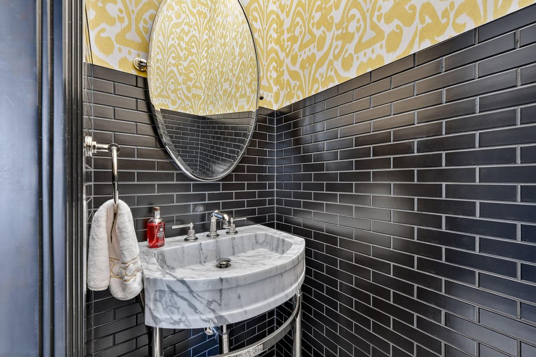 For Sale: $15,200,000 (6 beds, 6 baths, 7046 Square Feet)