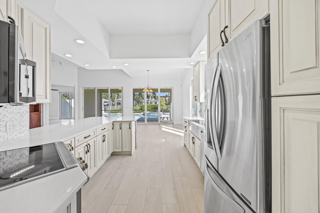 Activo con contrato: $990,000 (3 camas, 2 baños, 2028 Pies cuadrados)