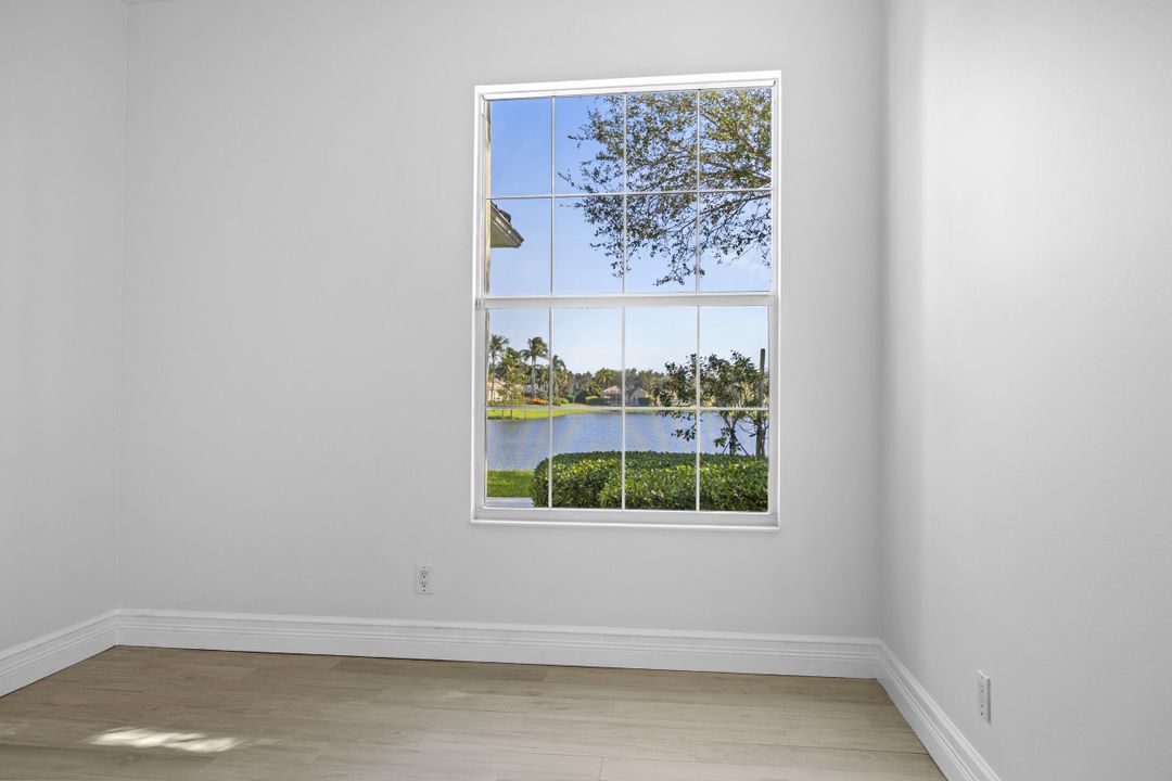 Activo con contrato: $990,000 (3 camas, 2 baños, 2028 Pies cuadrados)