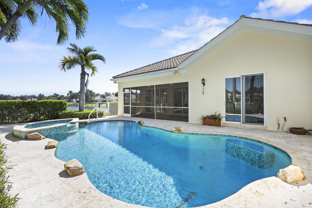 Activo con contrato: $990,000 (3 camas, 2 baños, 2028 Pies cuadrados)