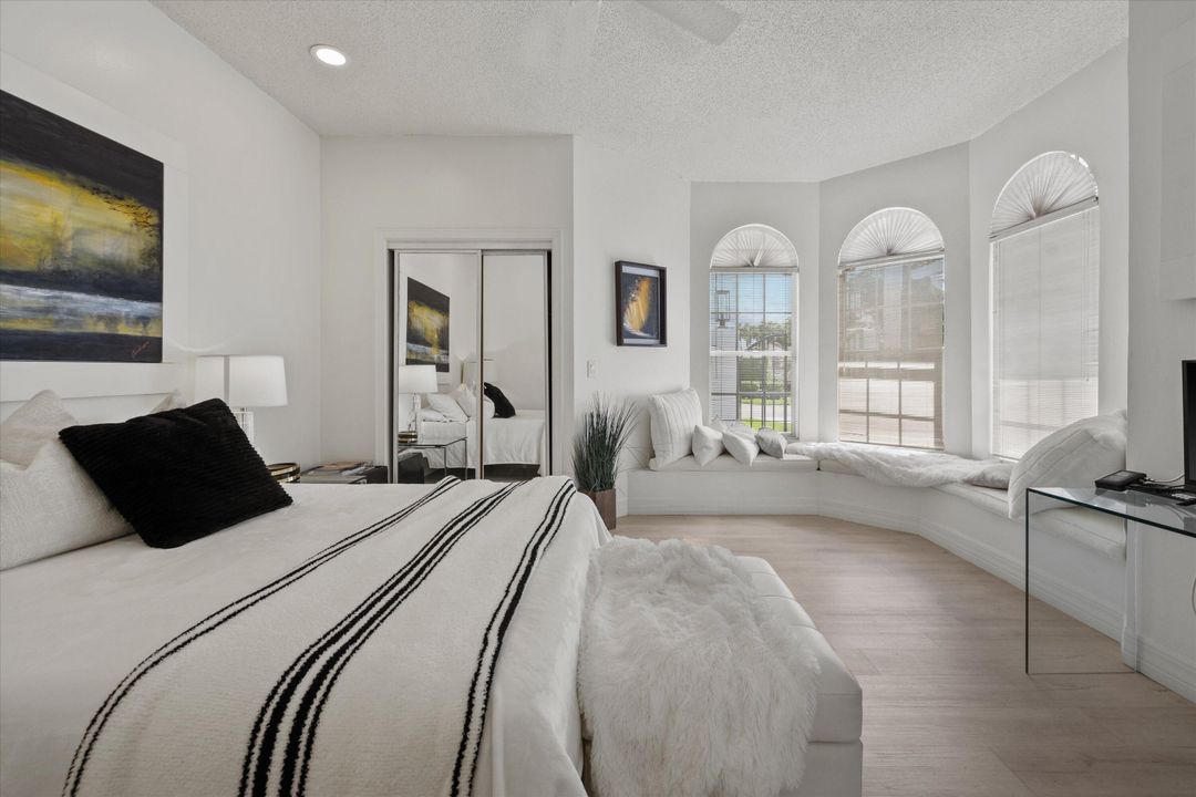 For Rent: $12,500 (3 beds, 2 baths, 2109 Square Feet)