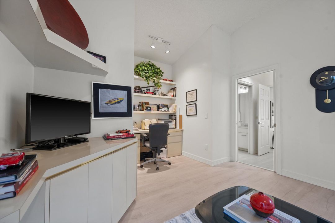 For Rent: $12,500 (3 beds, 2 baths, 2109 Square Feet)