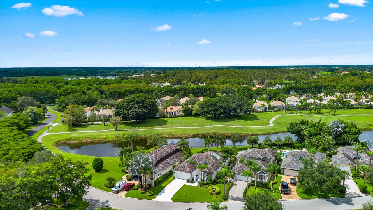 For Rent: $12,500 (3 beds, 2 baths, 2109 Square Feet)