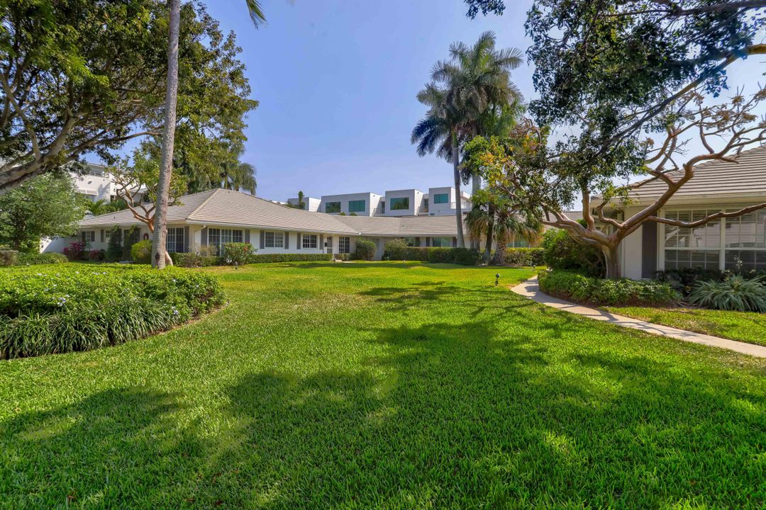 出租: $14,000 (2 贝兹, 2 浴室, 1300 平方英尺)