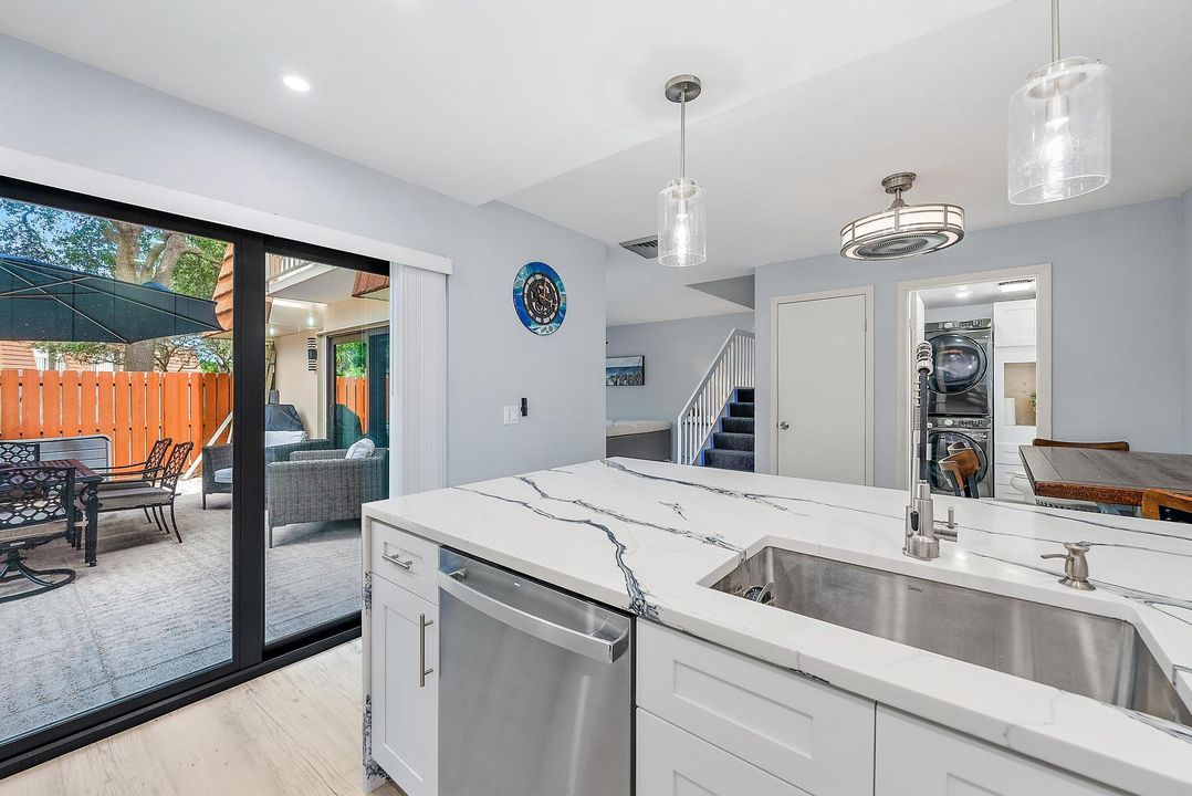 For Rent: $3,450 (2 beds, 2 baths, 1236 Square Feet)