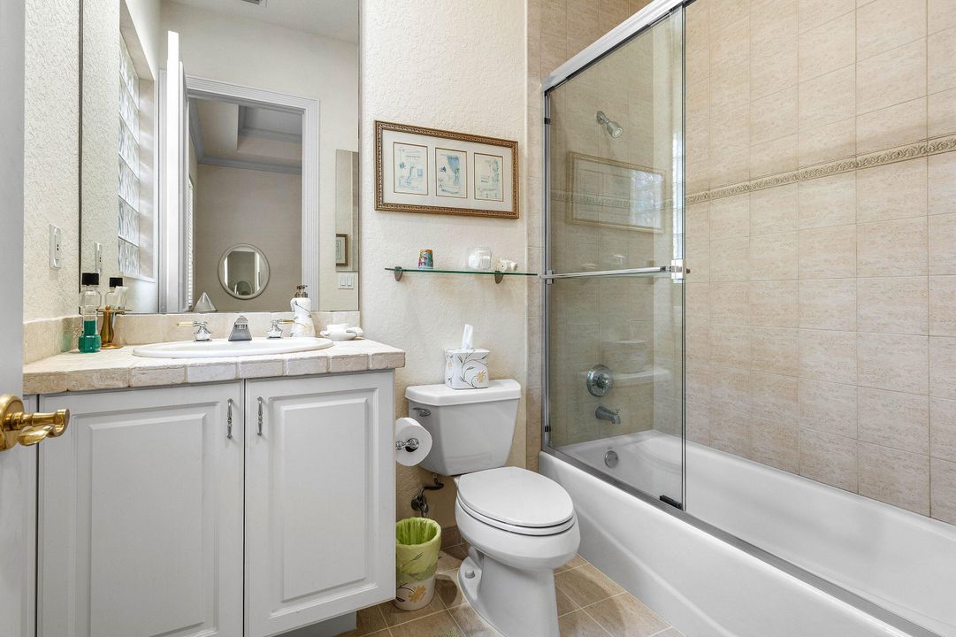 合同活跃: $2,199,000 (4 贝兹, 3 浴室, 3606 平方英尺)