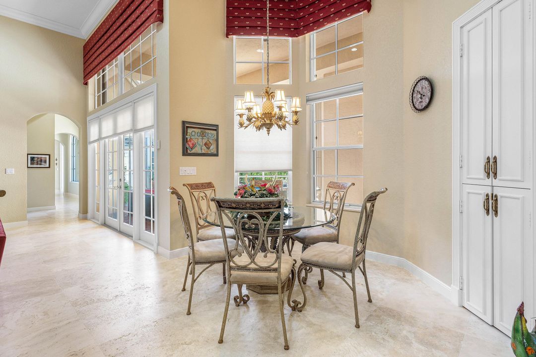 合同活跃: $2,199,000 (4 贝兹, 3 浴室, 3606 平方英尺)