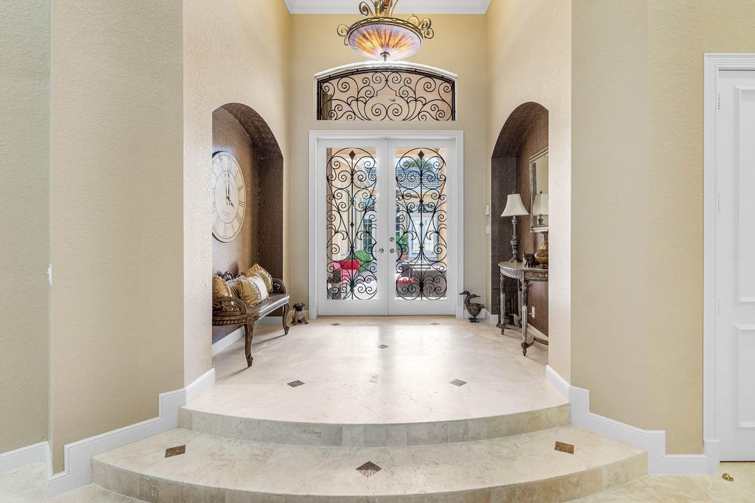 合同活跃: $2,199,000 (4 贝兹, 3 浴室, 3606 平方英尺)