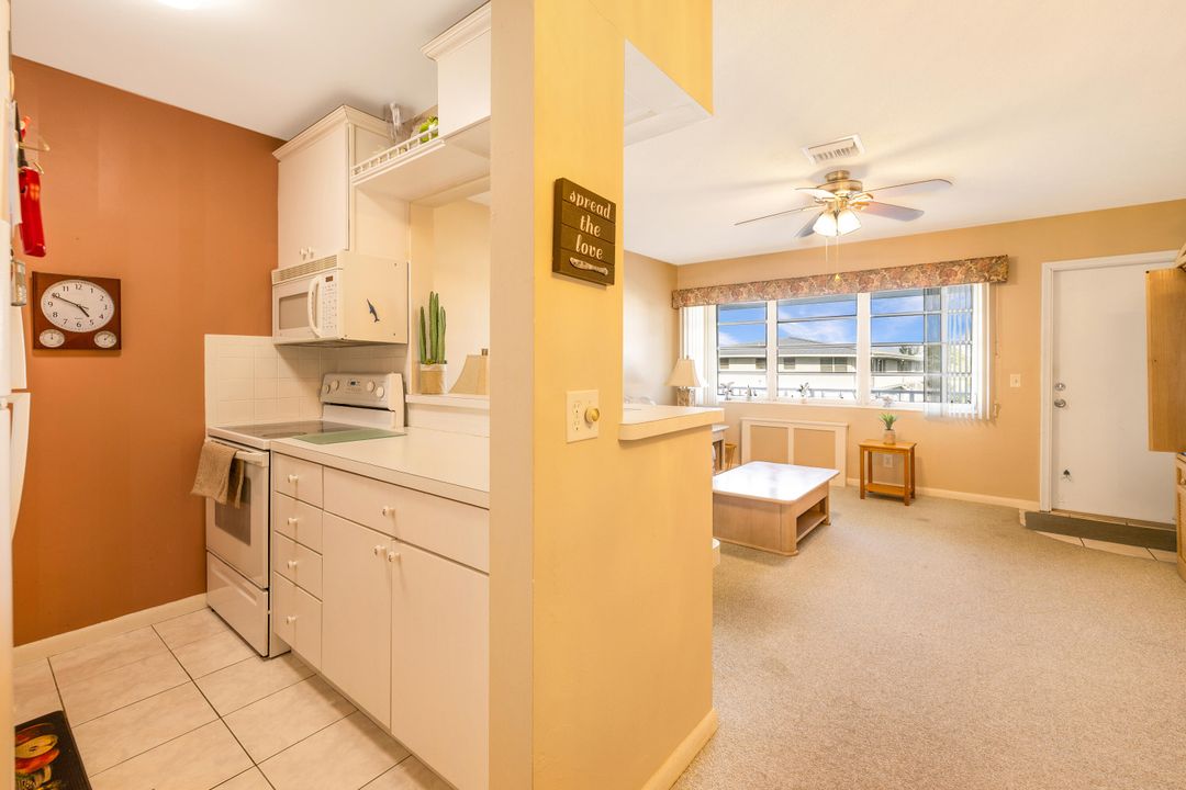 待售: $120,000 (1 贝兹, 1 浴室, 570 平方英尺)