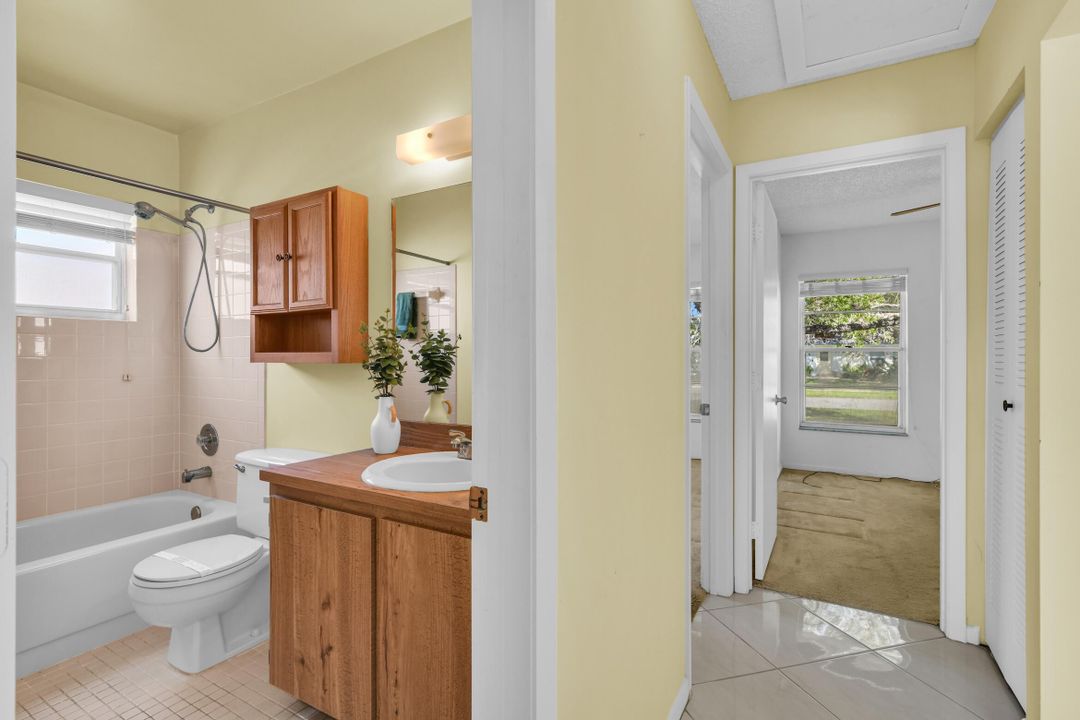 Active With Contract: $599,000 (4 beds, 2 baths, 1548 Square Feet)