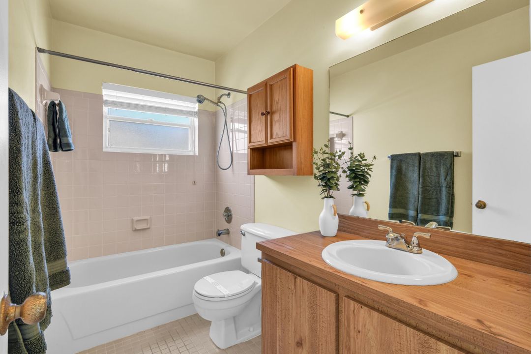 Active With Contract: $599,000 (4 beds, 2 baths, 1548 Square Feet)