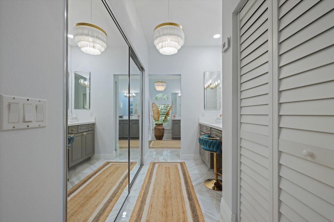 На продажу: $2,465,000 (4 спален, 2 ванн, 3188 Квадратных фут)