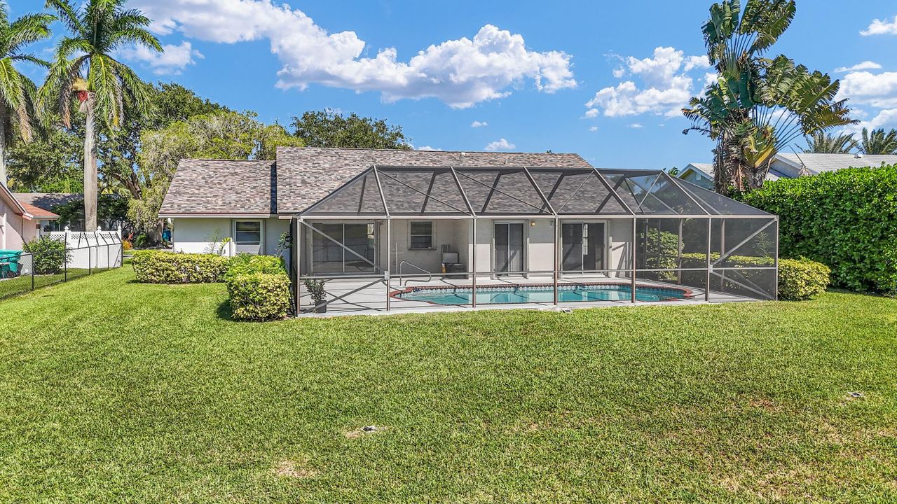 Active With Contract: $599,000 (4 beds, 2 baths, 1548 Square Feet)