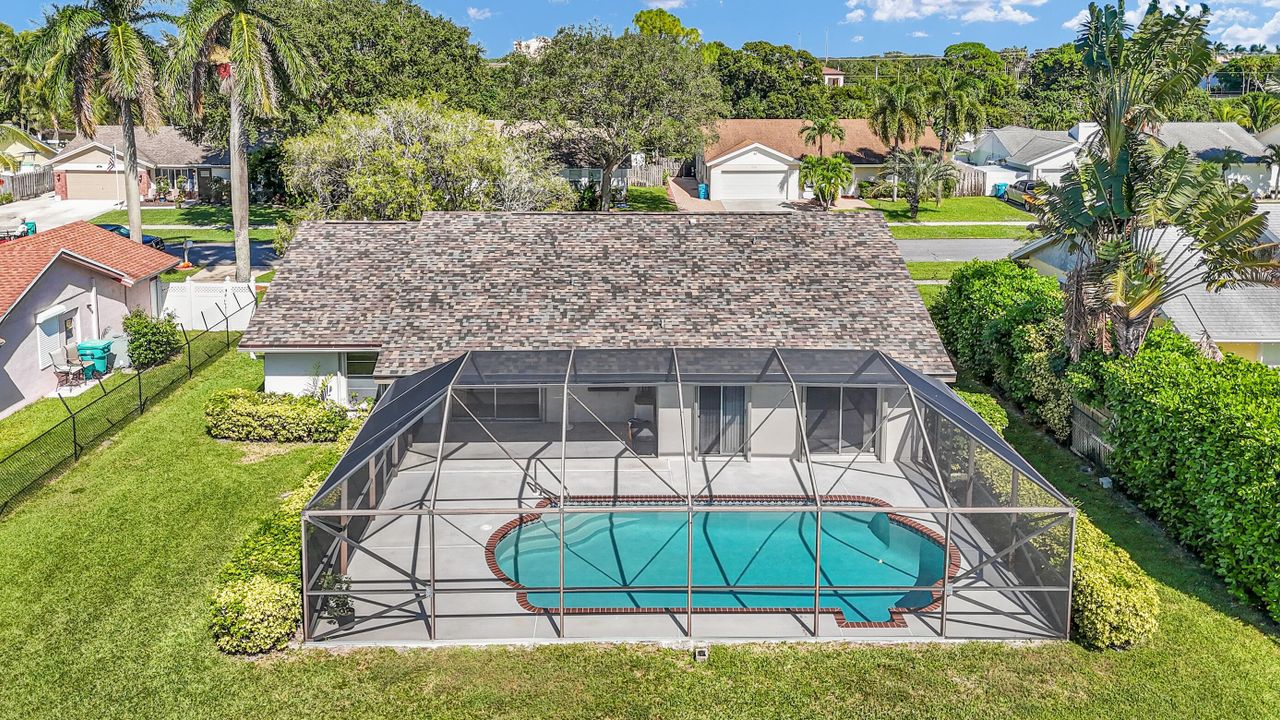 Active With Contract: $599,000 (4 beds, 2 baths, 1548 Square Feet)