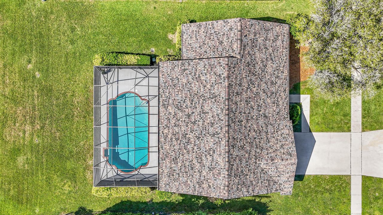 Active With Contract: $599,000 (4 beds, 2 baths, 1548 Square Feet)