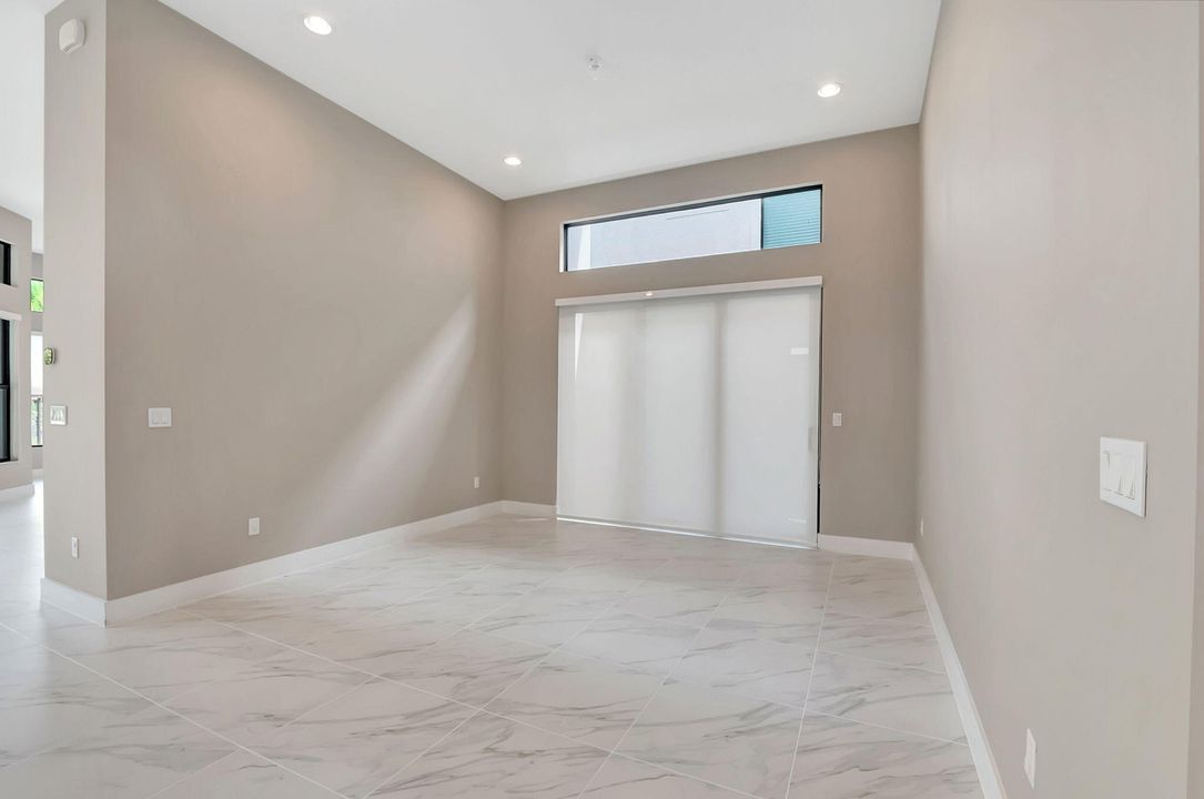 Activo con contrato: $2,200,000 (4 camas, 6 baños, 3956 Pies cuadrados)