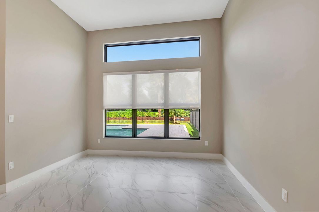 Activo con contrato: $2,200,000 (4 camas, 6 baños, 3956 Pies cuadrados)