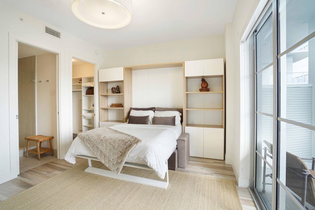 For Rent: $7,500 (1 beds, 1 baths, 941 Square Feet)