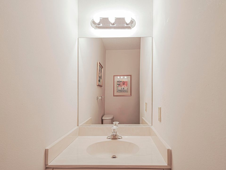 В аренду: $1,750 (2 спален, 2 ванн, 1000 Квадратных фут)