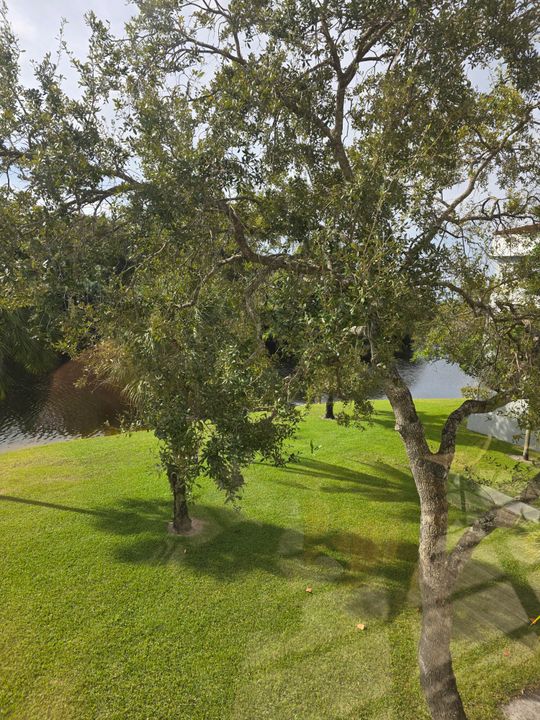 En Venta: $250,000 (2 camas, 2 baños, 1093 Pies cuadrados)