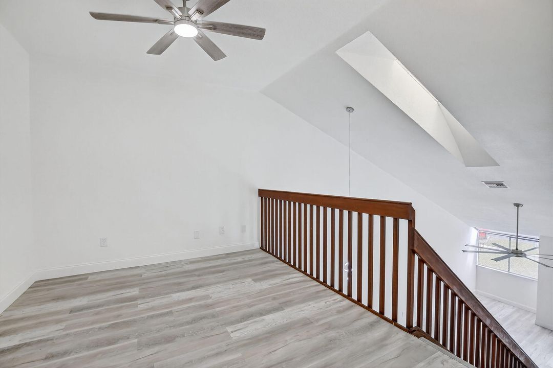 На продажу: $324,900 (2 спален, 2 ванн, 1186 Квадратных фут)