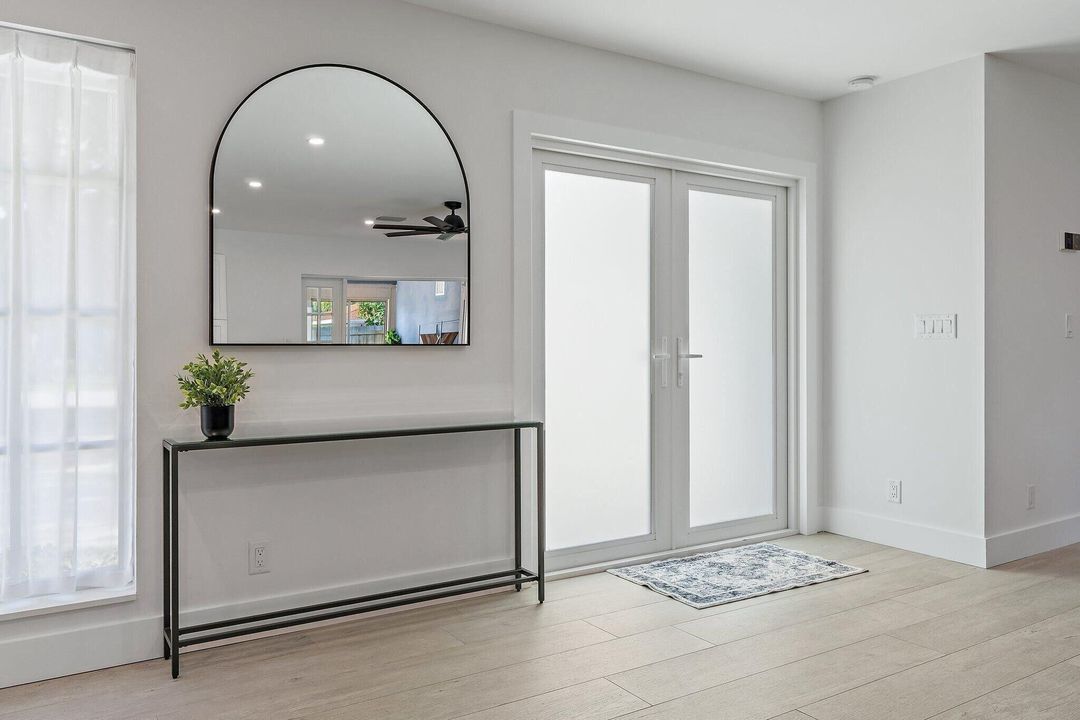 En Renta: $7,500 (4 camas, 2 baños, 1640 Pies cuadrados)