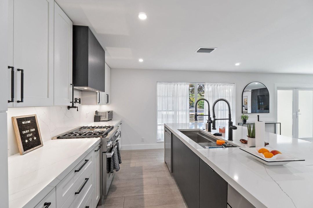 En Renta: $7,500 (4 camas, 2 baños, 1640 Pies cuadrados)