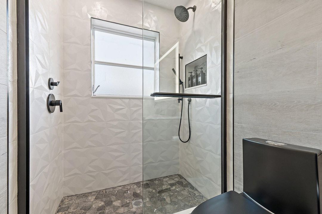 En Renta: $7,500 (4 camas, 2 baños, 1640 Pies cuadrados)