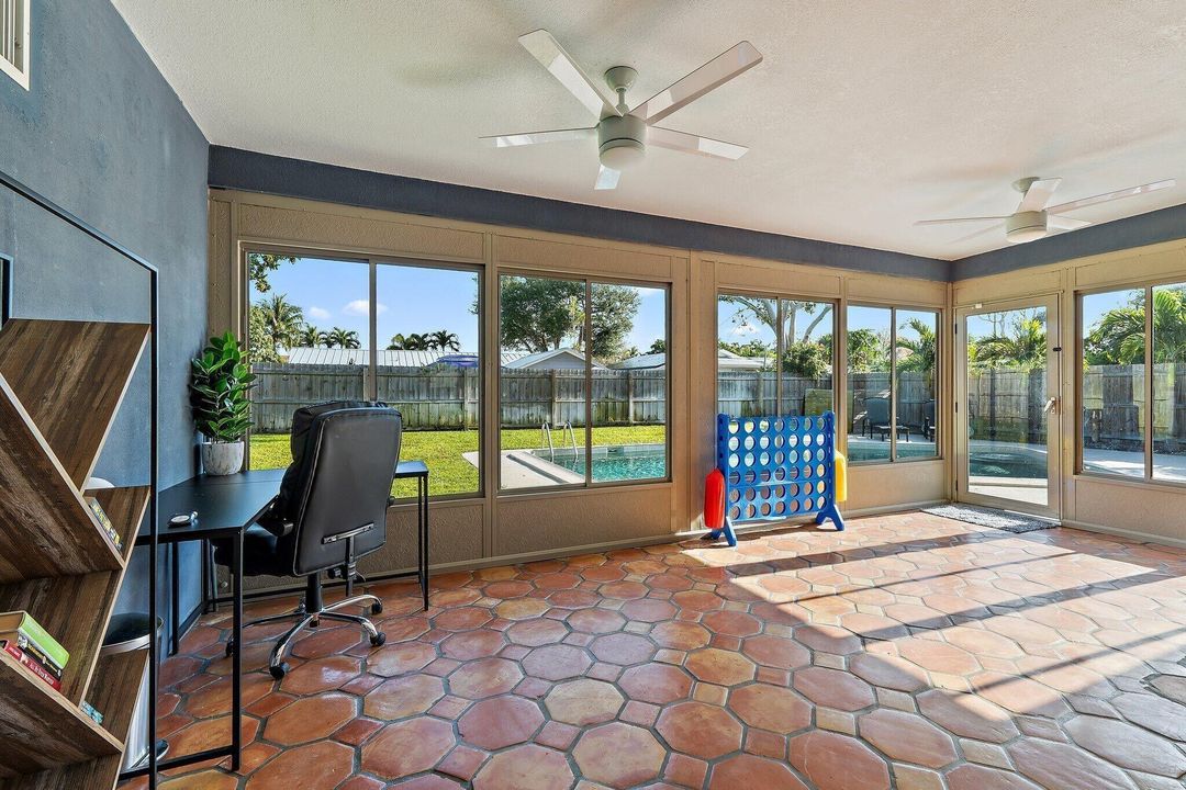 En Renta: $7,500 (4 camas, 2 baños, 1640 Pies cuadrados)