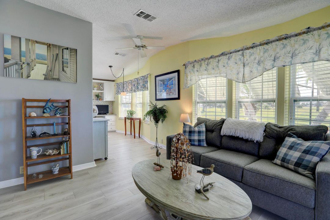 Activo con contrato: $283,500 (3 camas, 2 baños, 1679 Pies cuadrados)