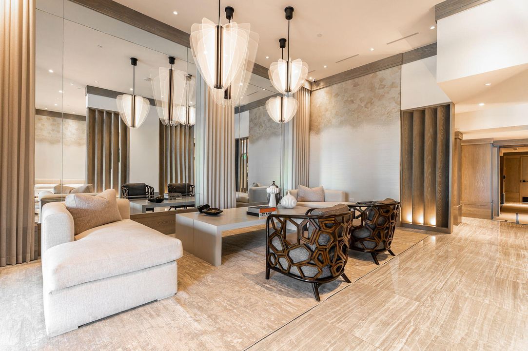 En Venta: $2,099,000 (3 camas, 3 baños, 2950 Pies cuadrados)