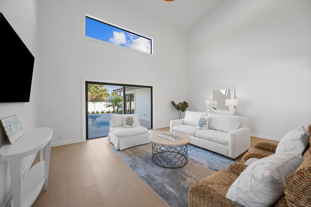 На продажу: $2,145,000 (4 спален, 4 ванн, 2482 Квадратных фут)