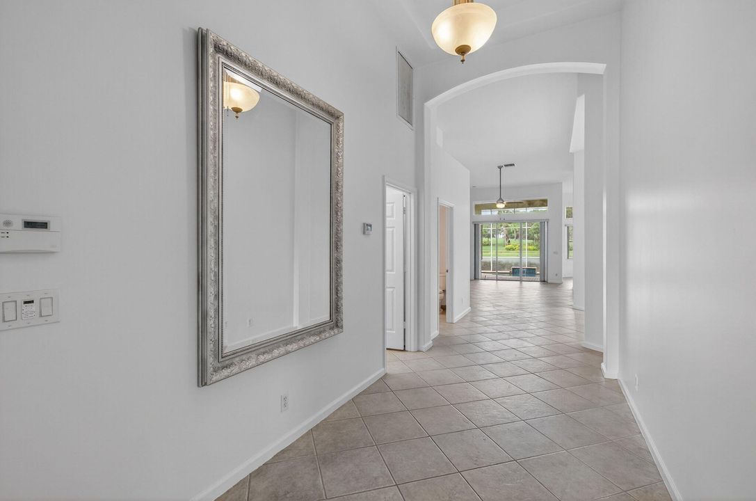 В аренду: $6,000 (4 спален, 2 ванн, 2229 Квадратных фут)