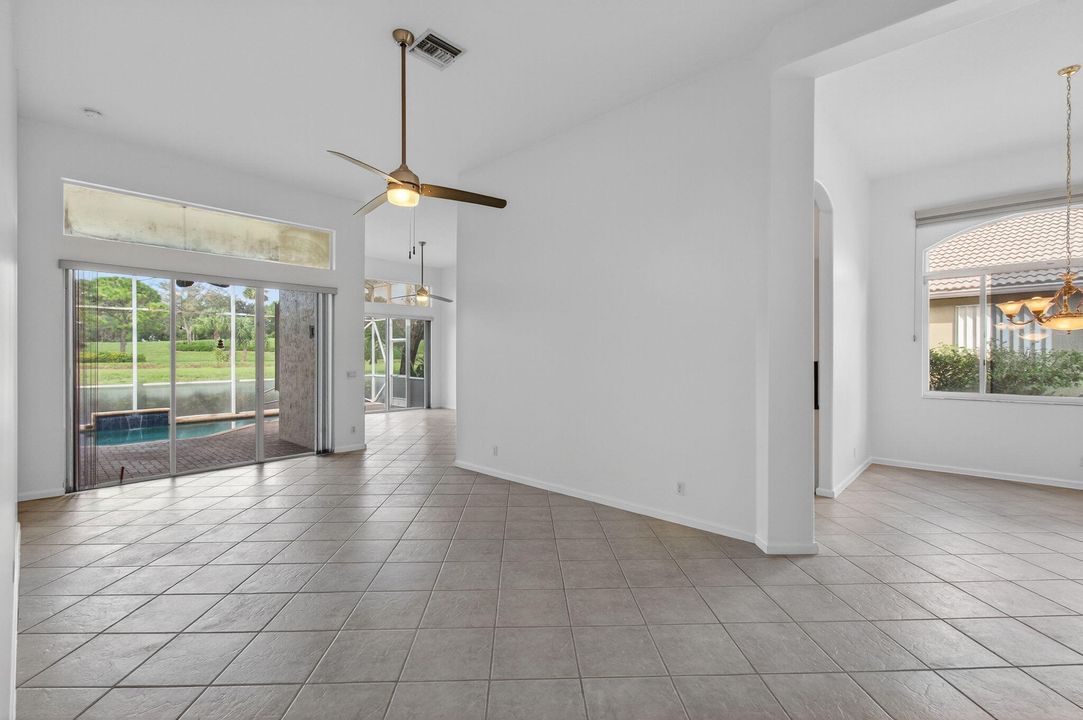 В аренду: $6,000 (4 спален, 2 ванн, 2229 Квадратных фут)