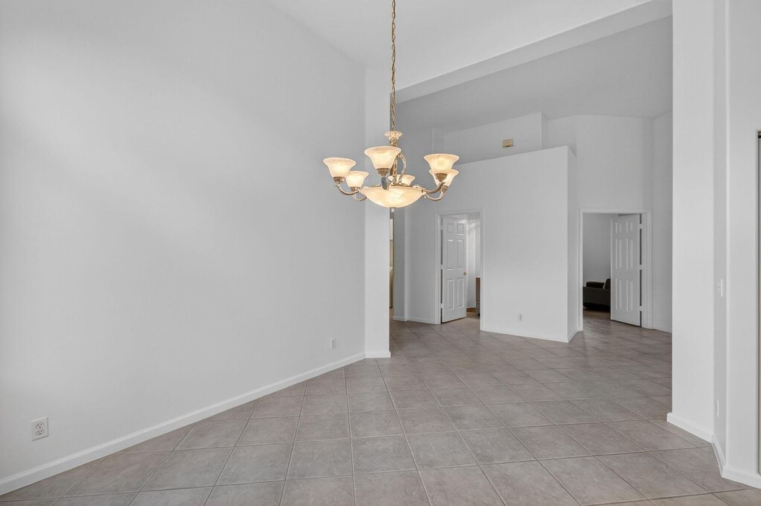 В аренду: $6,000 (4 спален, 2 ванн, 2229 Квадратных фут)