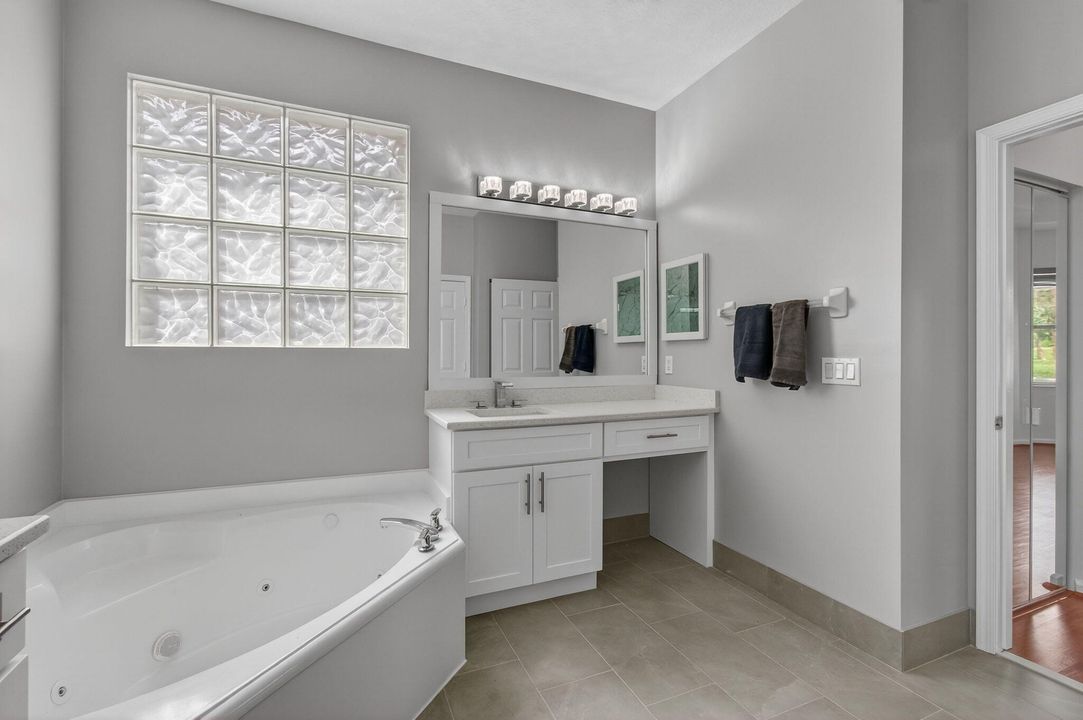 В аренду: $6,000 (4 спален, 2 ванн, 2229 Квадратных фут)