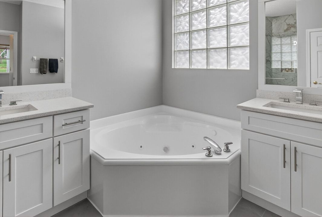 В аренду: $6,000 (4 спален, 2 ванн, 2229 Квадратных фут)