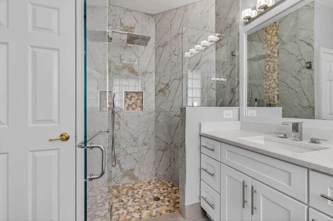 В аренду: $6,000 (4 спален, 2 ванн, 2229 Квадратных фут)