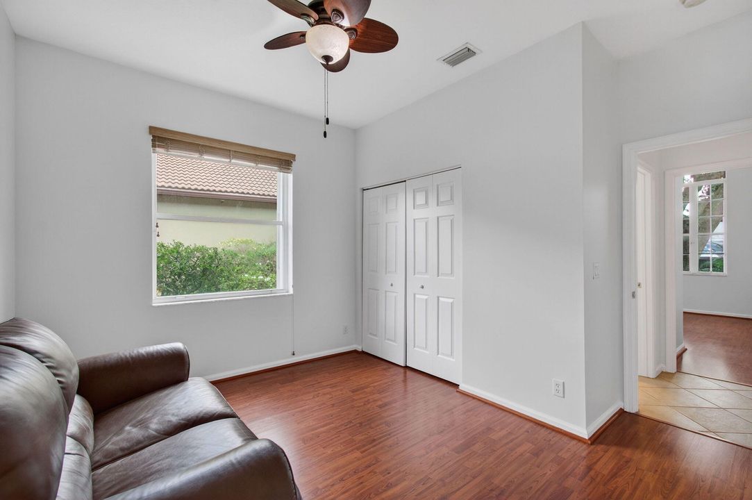 В аренду: $6,000 (4 спален, 2 ванн, 2229 Квадратных фут)