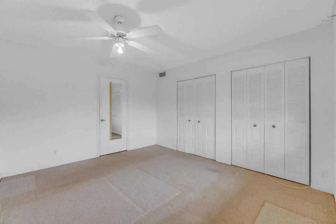 合同活跃: $150,000 (1 贝兹, 1 浴室, 729 平方英尺)