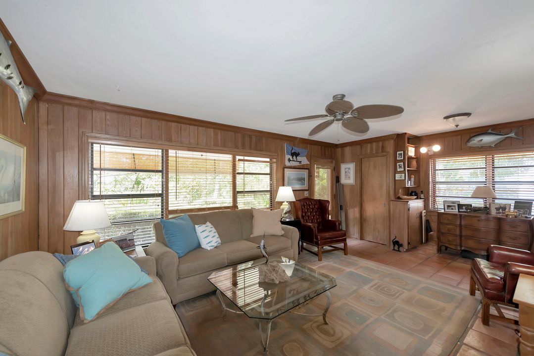 Activo con contrato: $925,000 (2 camas, 2 baños, 1056 Pies cuadrados)