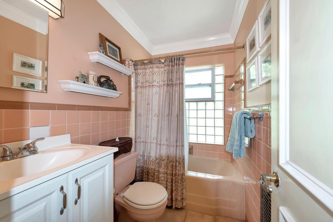 Activo con contrato: $925,000 (2 camas, 2 baños, 1056 Pies cuadrados)