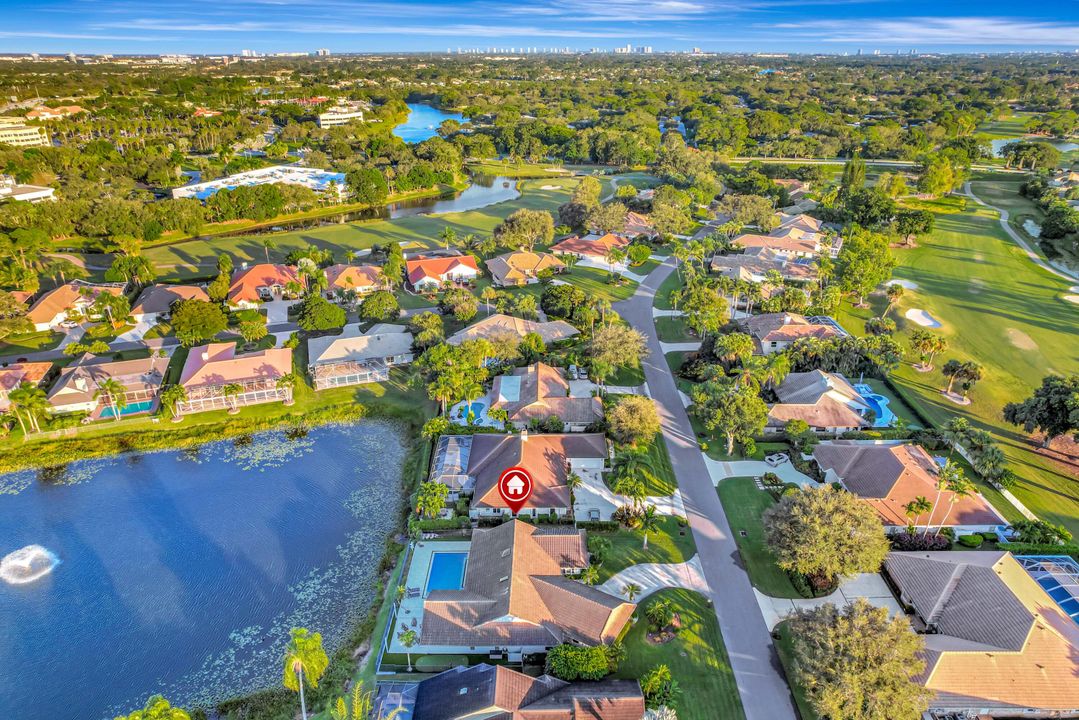 For Sale: $1,499,000 (5 beds, 4 baths, 2877 Square Feet)