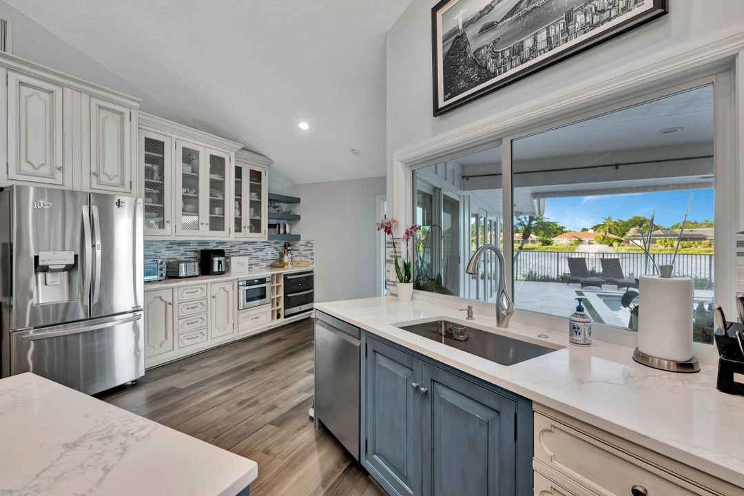 For Sale: $1,499,000 (5 beds, 4 baths, 2877 Square Feet)