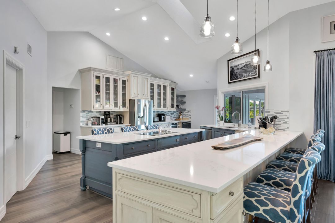 For Sale: $1,499,000 (5 beds, 4 baths, 2877 Square Feet)