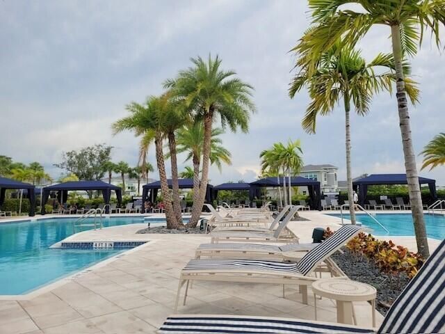 В аренду: $6,000 (4 спален, 2 ванн, 2229 Квадратных фут)