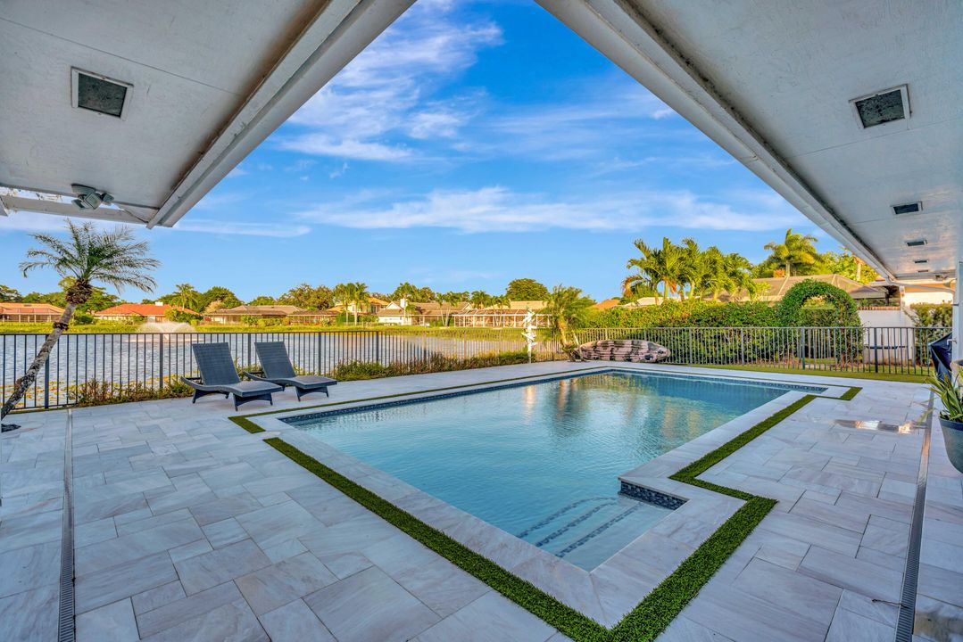 For Sale: $1,499,000 (5 beds, 4 baths, 2877 Square Feet)