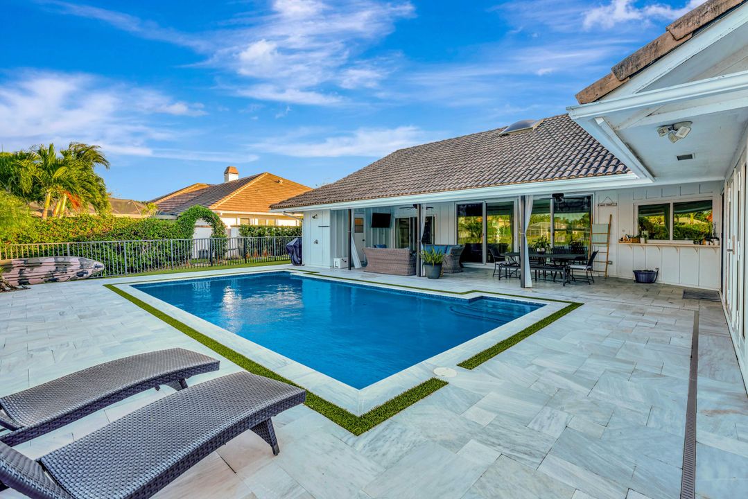 For Sale: $1,499,000 (5 beds, 4 baths, 2877 Square Feet)